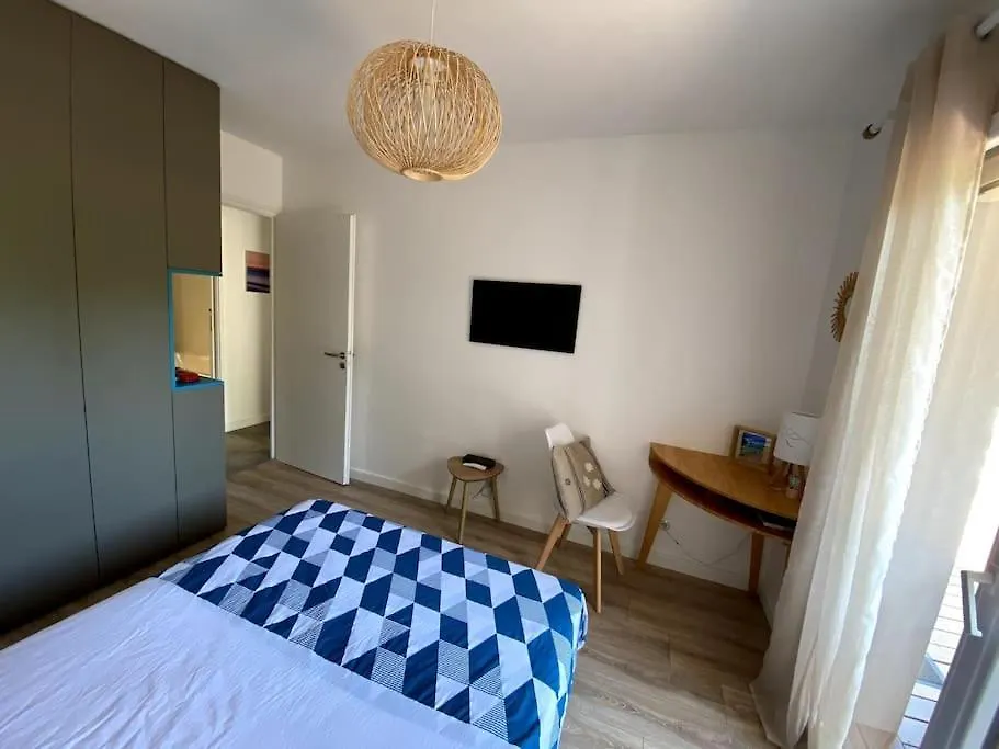 Apartment Proche Du Lac Et Des Commerces, Appartement Neuf, Au Calme, Avec 3 Chambres Et Une Grande Terrasse Annecy